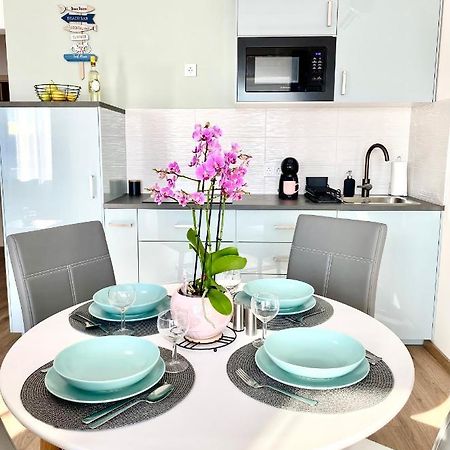 Azur Panorama Apartman Alsoors Bagian luar foto
