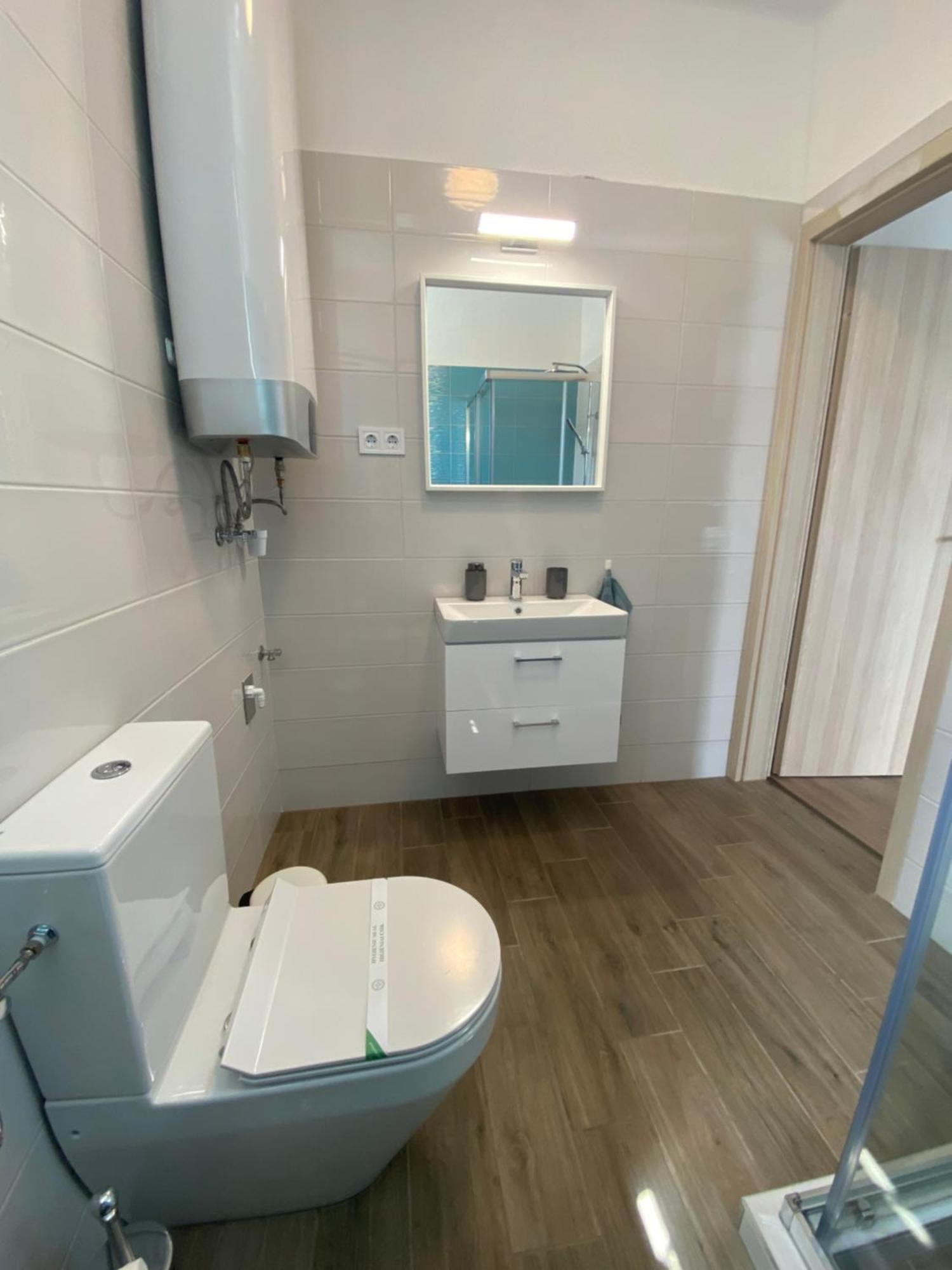 Azur Panorama Apartman Alsoors Bagian luar foto