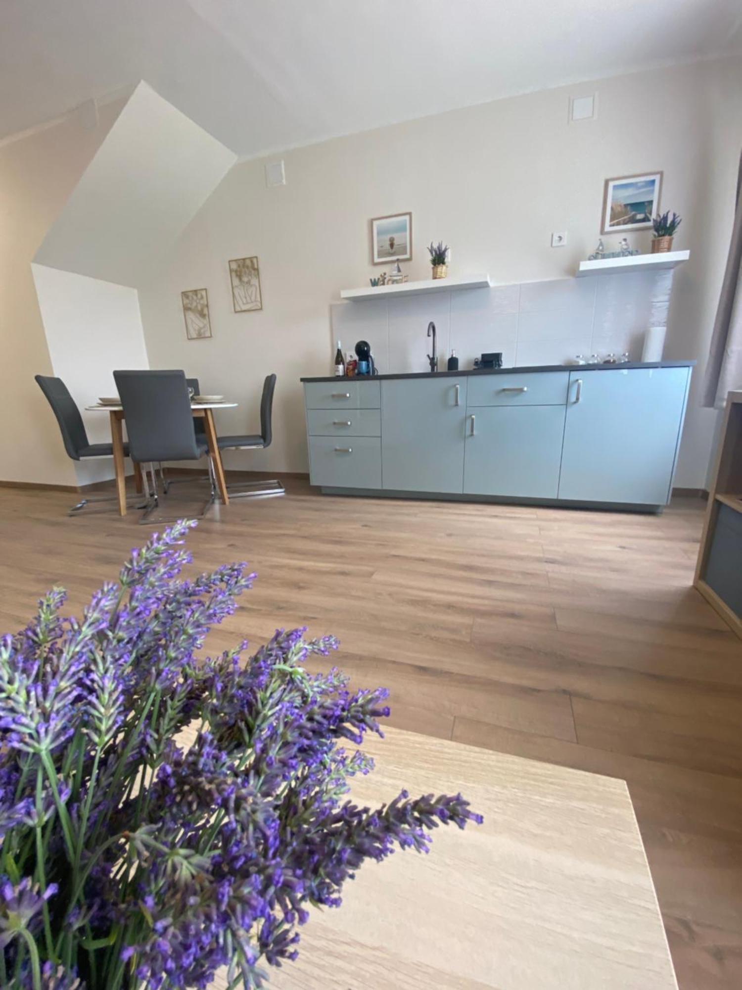 Azur Panorama Apartman Alsoors Bagian luar foto